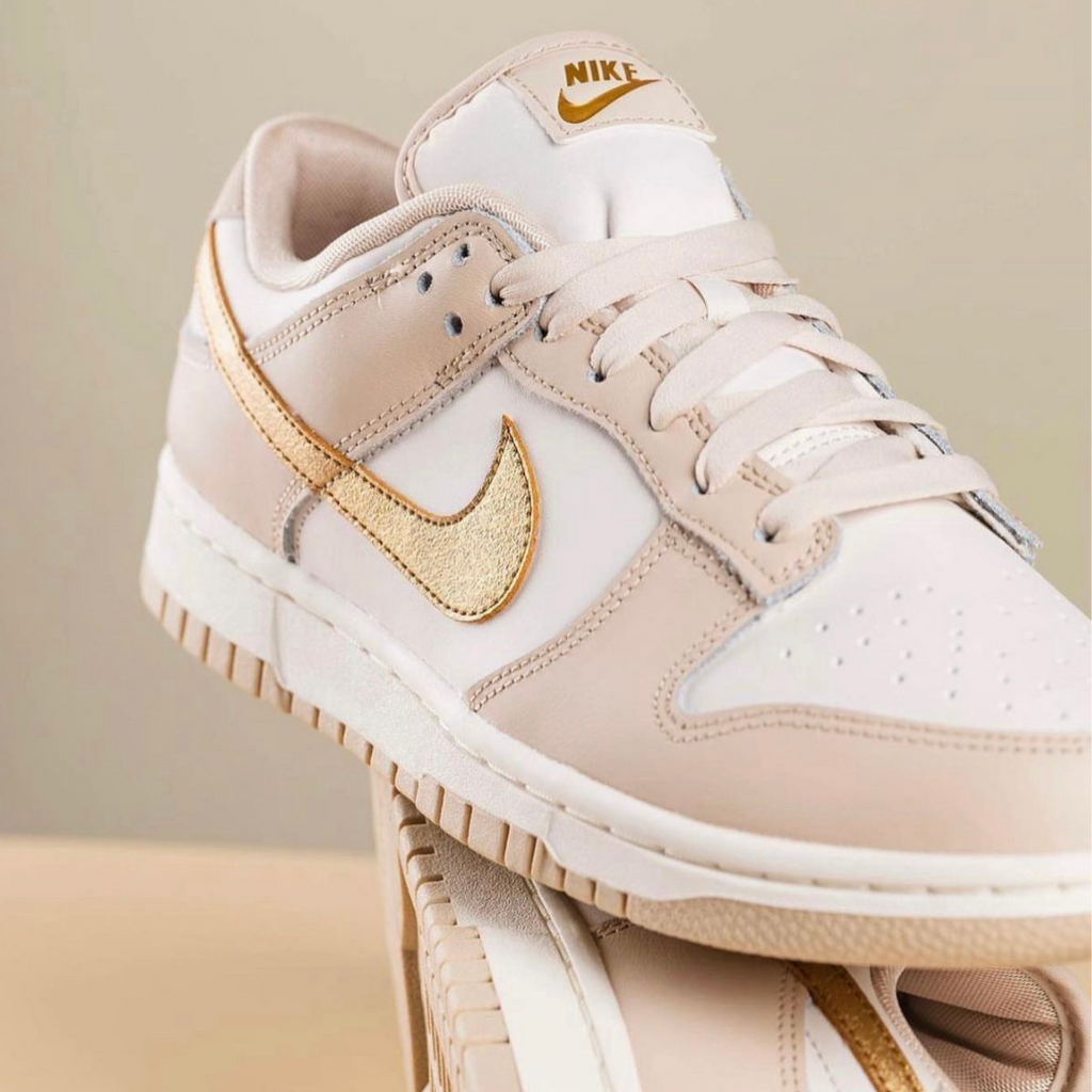 Nike Dunk Low Phantom Metallic Gold