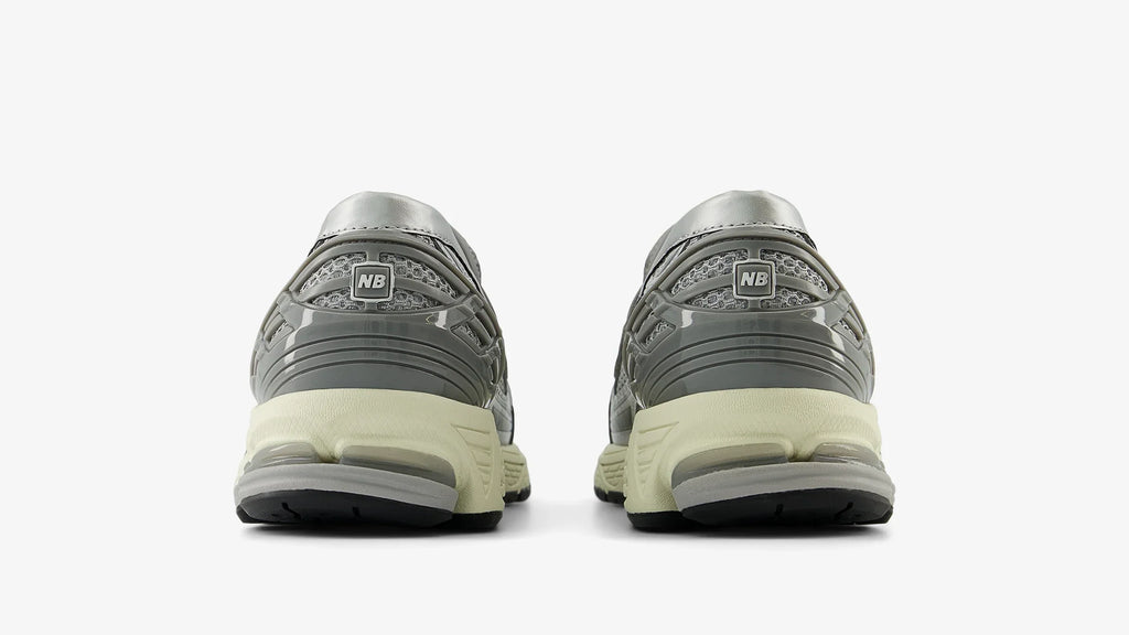 New Balance 1906L Metallic Silver
