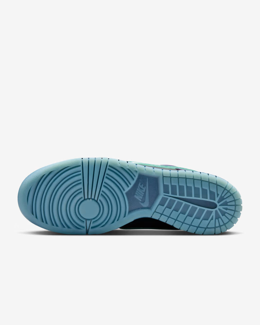 Nike Dunk Low LTD Wizard