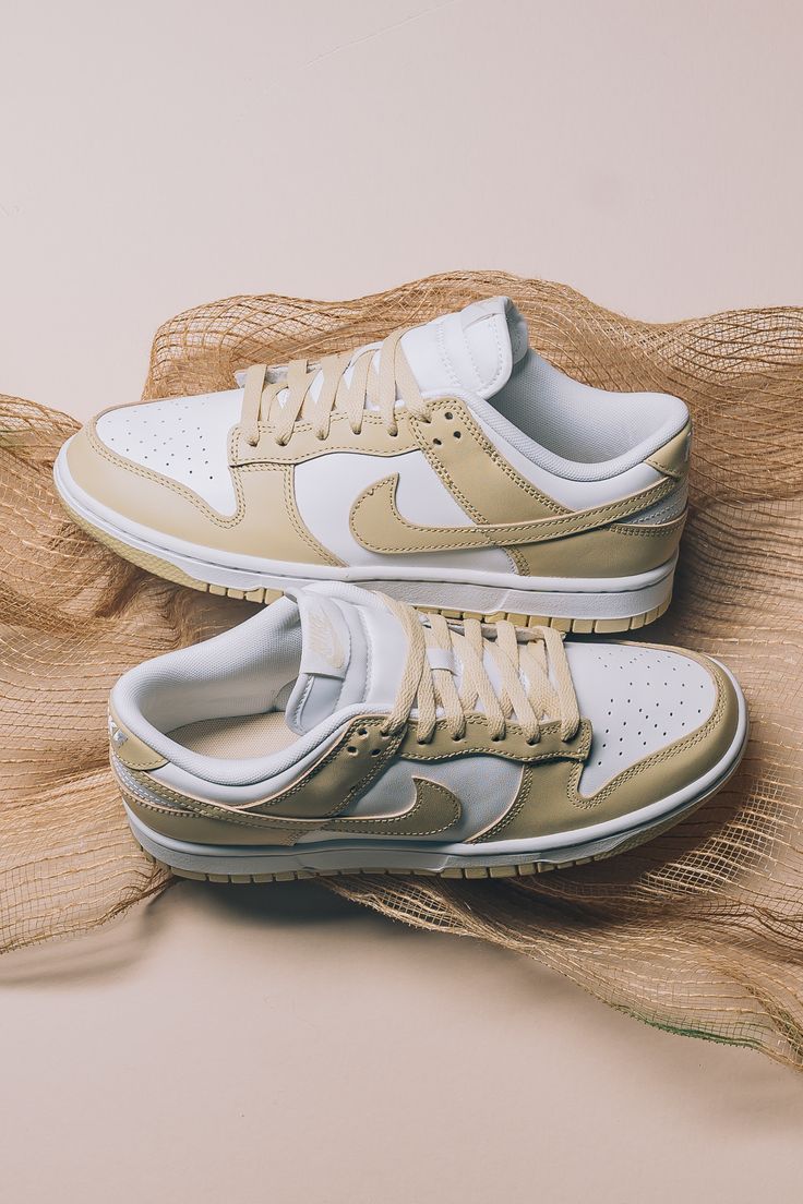 Nike Dunk Low Team Gold