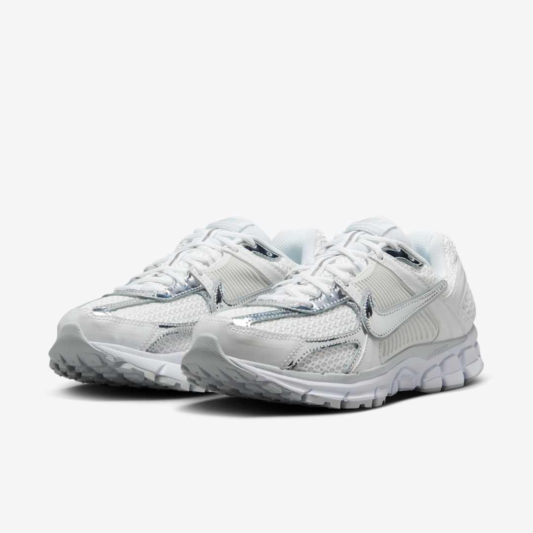 Nike Unisex Sneakers Zoom Vomero 5 Chrome Toe