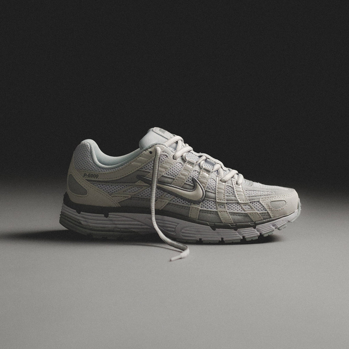 Nike Unisex Sneakers P-6000 Summit White Pure Platinum